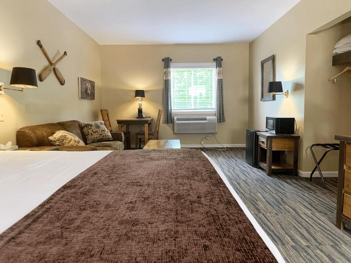 The Stone Gate Resort Lake George Esterno foto