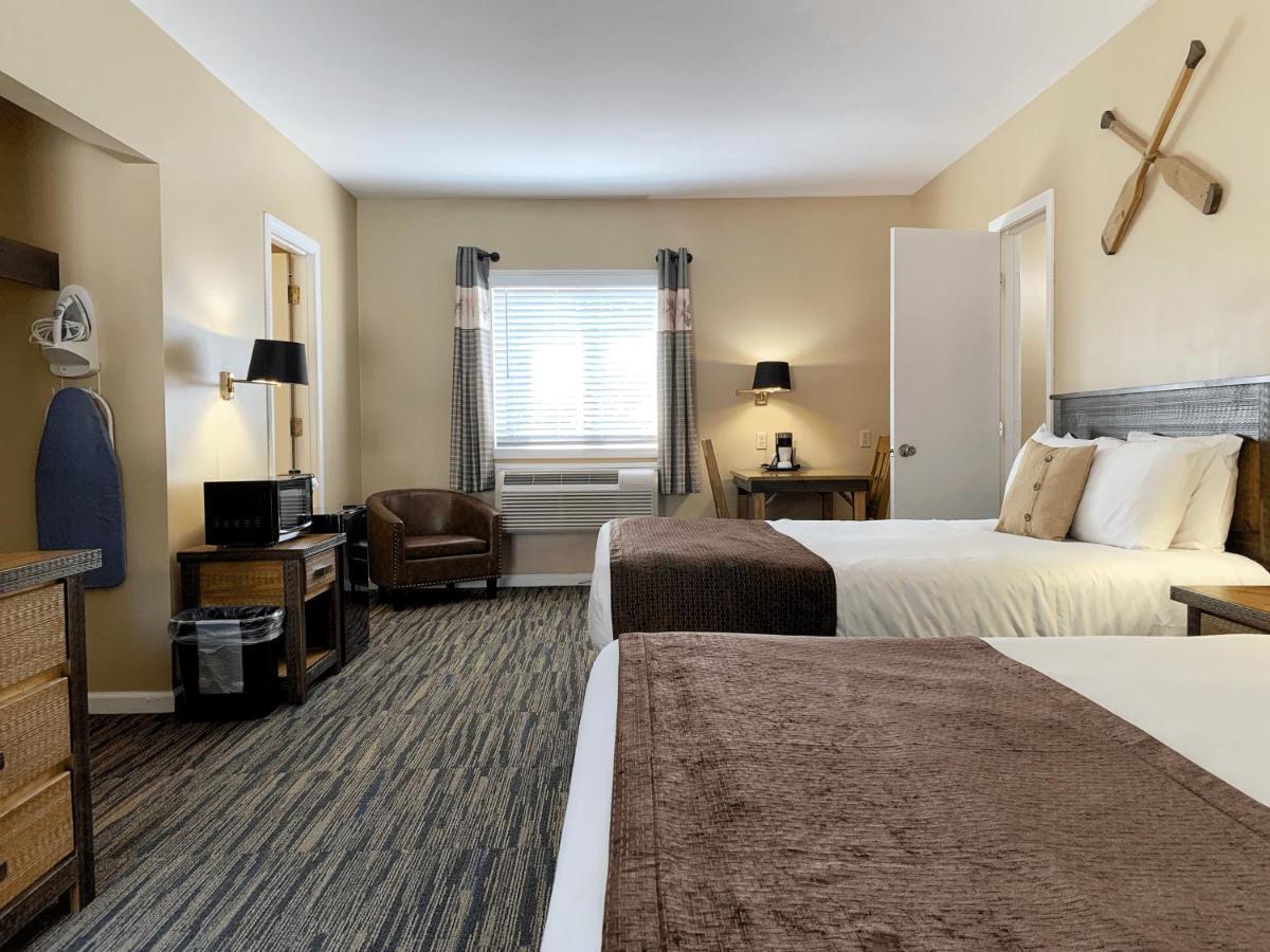 The Stone Gate Resort Lake George Esterno foto