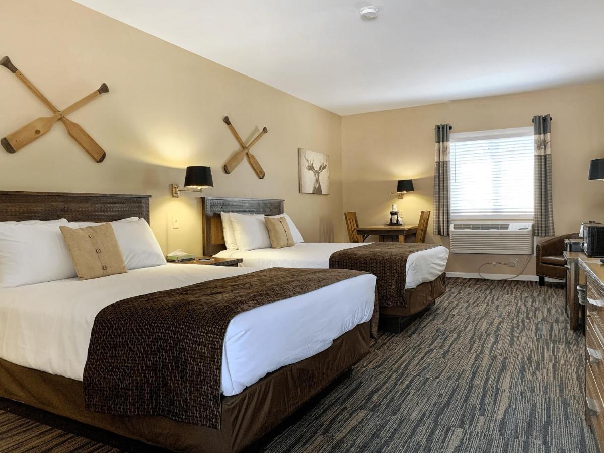The Stone Gate Resort Lake George Esterno foto